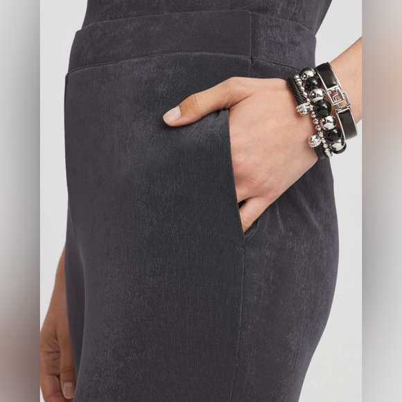 NWT Chico’s Travelers Wide Leg Pocket Pants in Lavastone Size 3R XL Regular - Picture 2 of 13